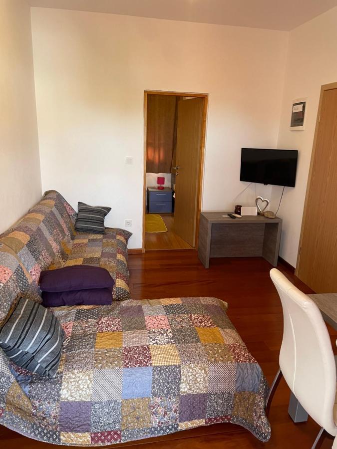 Apartments Dumina Murter Bagian luar foto
